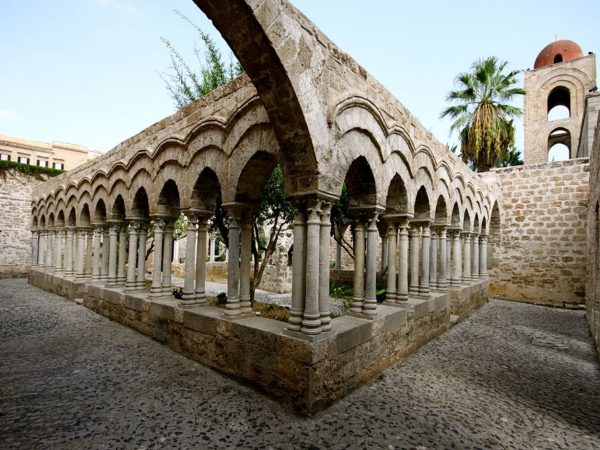 1024px-cloister_of_san_giovanni_degli_eremiti1991